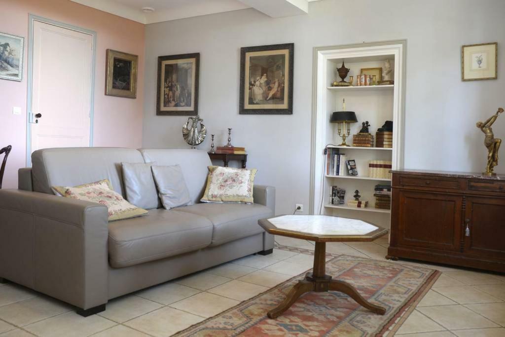 Les Deux Cedres Appartement Bergerac Buitenkant foto